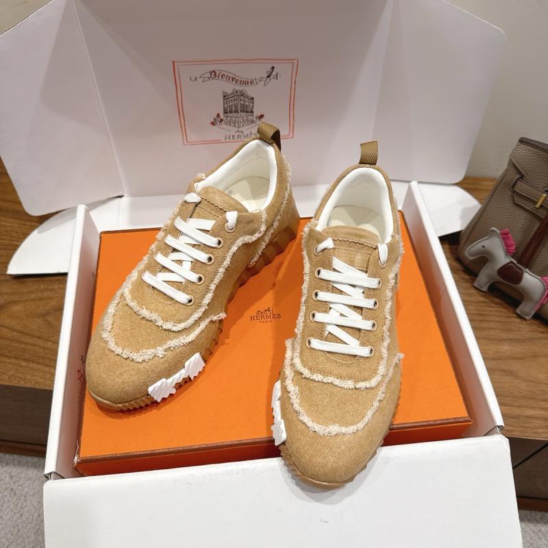Hermes Unisex Sneakers SHU90921