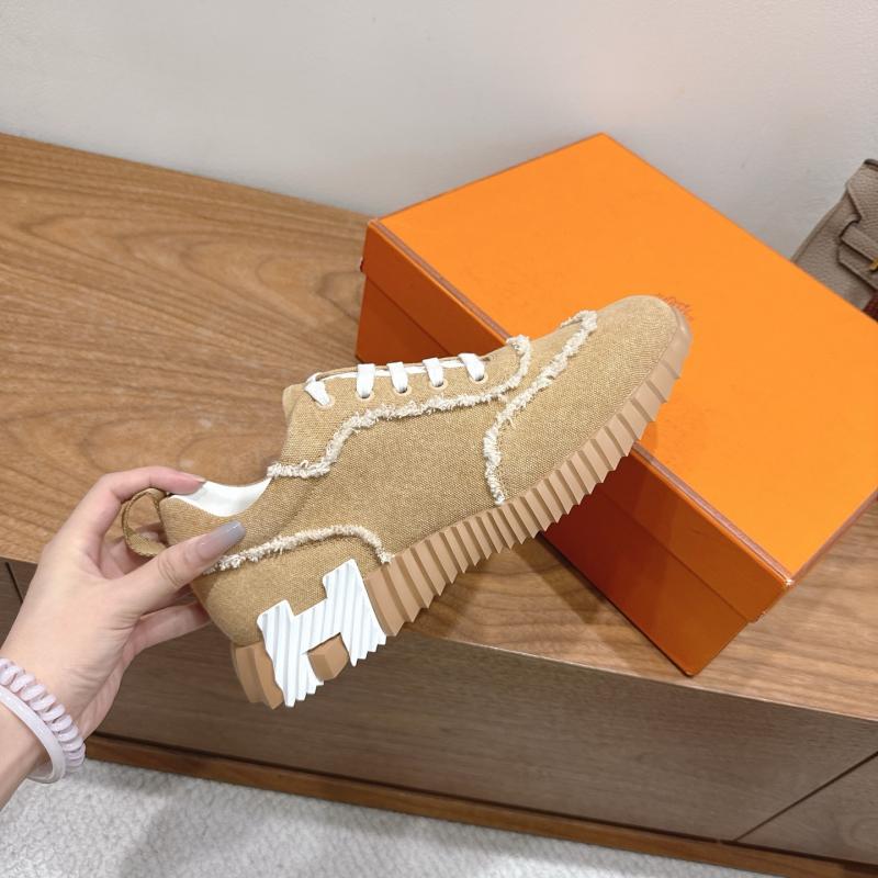 Hermes Unisex Sneakers SHU90921