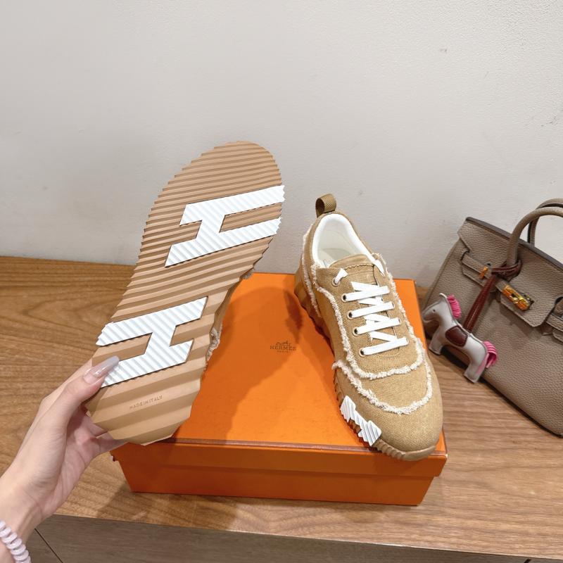 Hermes Unisex Sneakers SHU90921