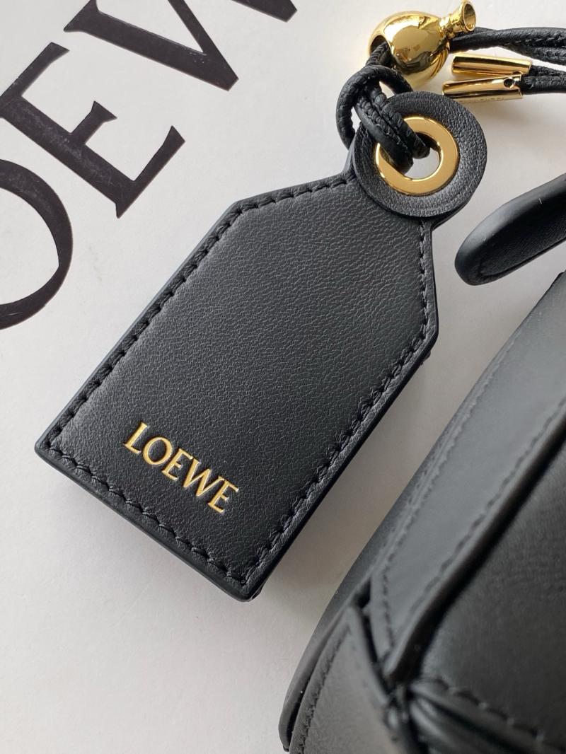 Loewe Lambskin Mini Featherlight Puzzle bag Black L9098