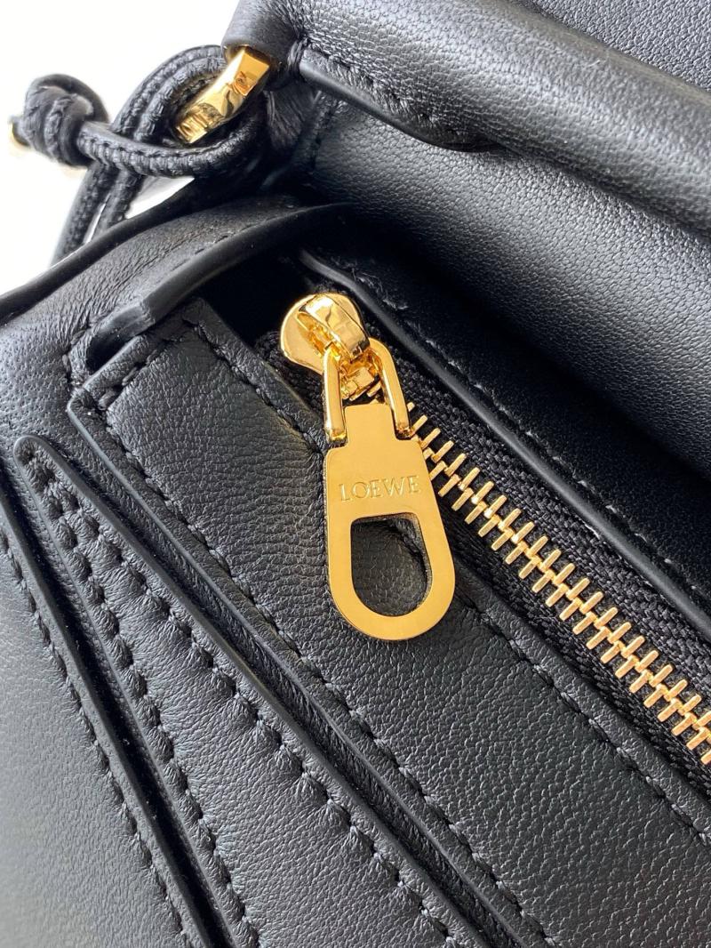 Loewe Lambskin Mini Featherlight Puzzle bag Black L9098