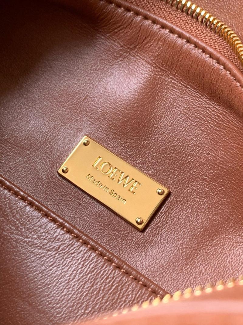 Loewe Lambskin Small Featherlight Puzzle bag Brown L9096