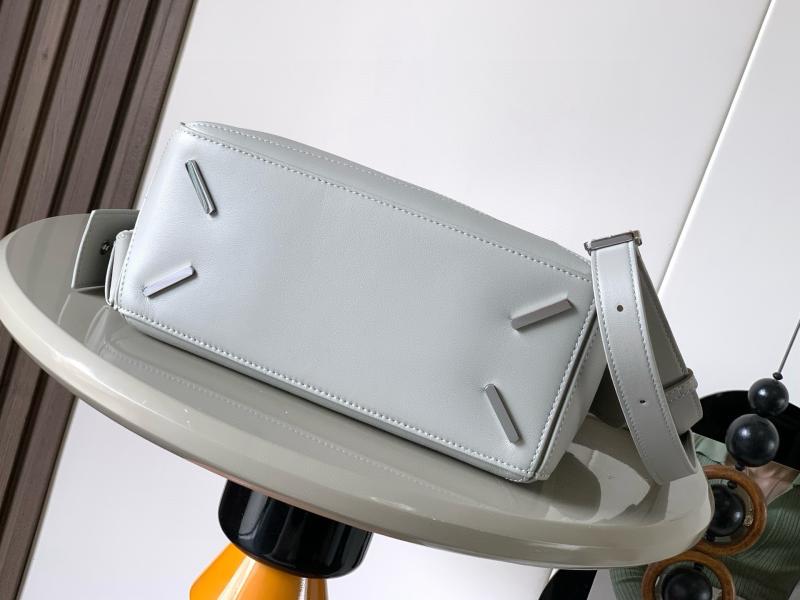 Loewe Lambskin Small Featherlight Puzzle bag Grey L9096