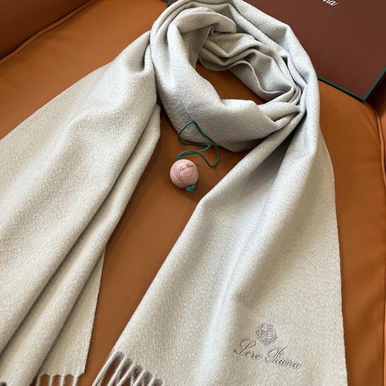 Loro Piana Cashmere Scarf DLPS91311