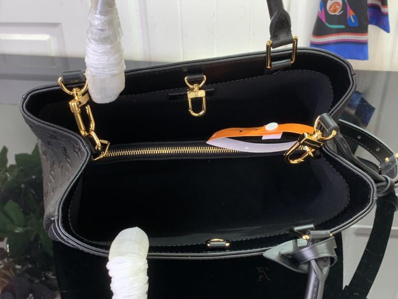 Louis Vuitton Avenue PM Black M25577
