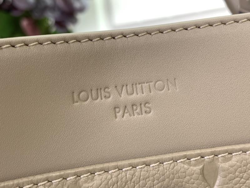 Louis Vuitton Avenue PM Grey M25577