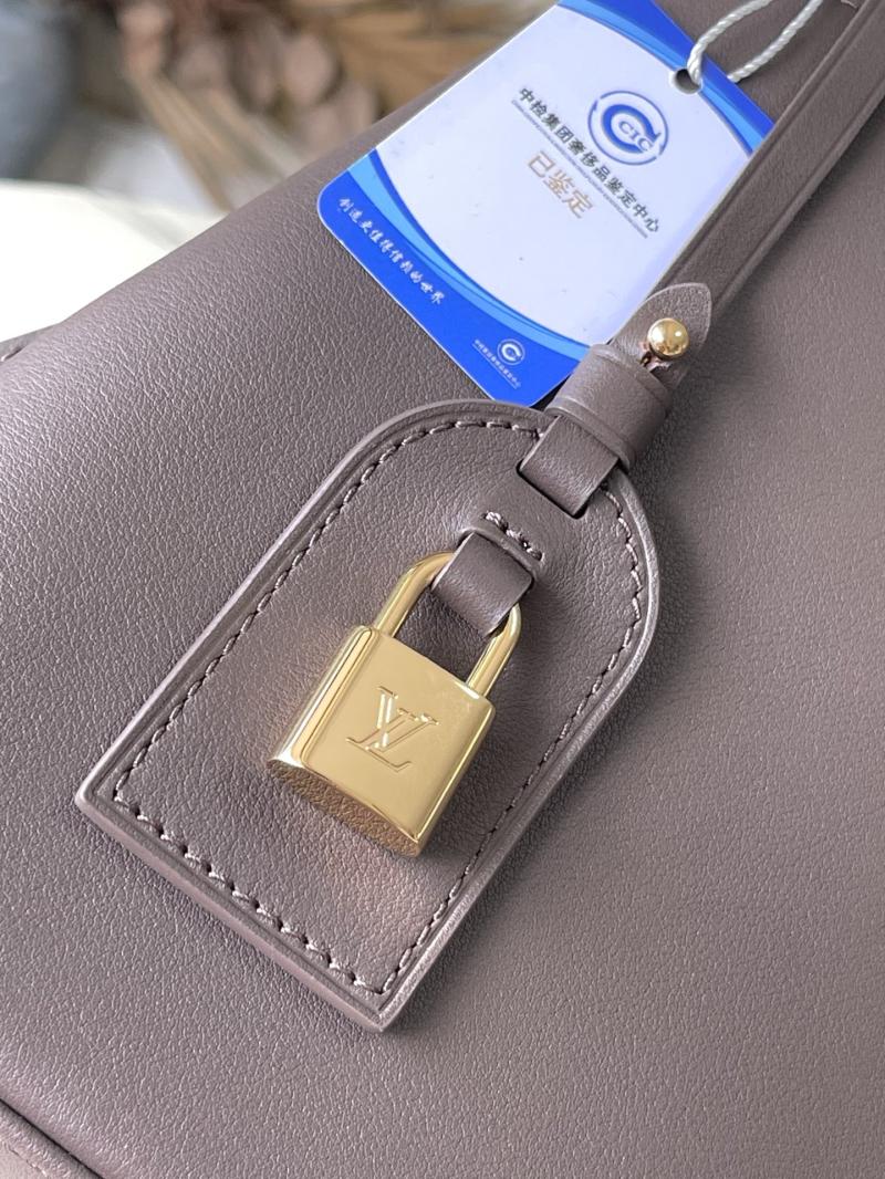 Louis Vuitton Capucines MM Souple Chocolate M12927