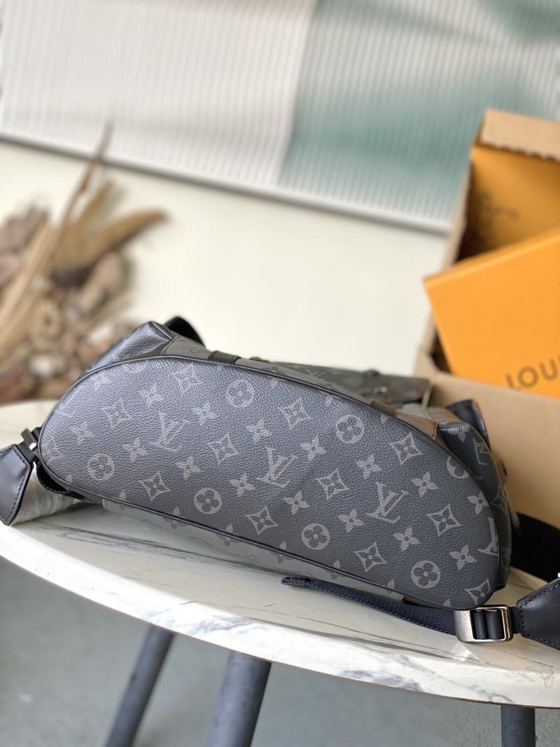 Louis Vuitton Christopher MM M45419