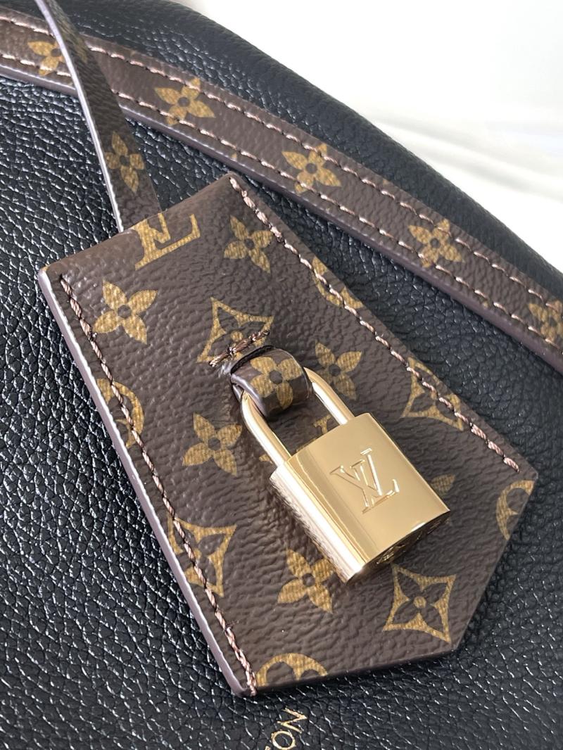 Louis Vuitton Express PM Black M26039