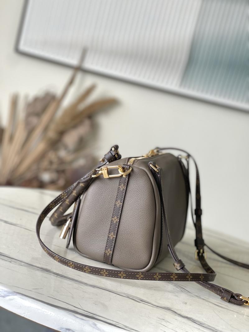 Louis Vuitton Express PM Smoke M26039