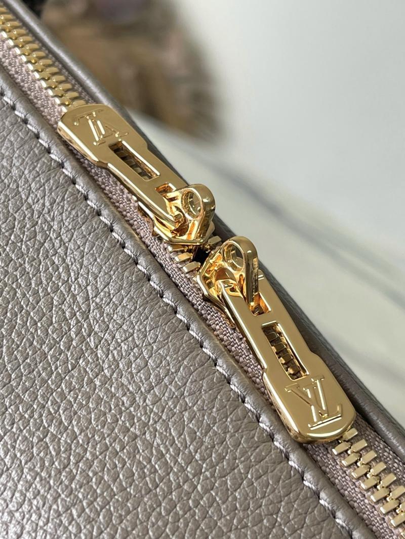 Louis Vuitton Express PM Smoke M26039