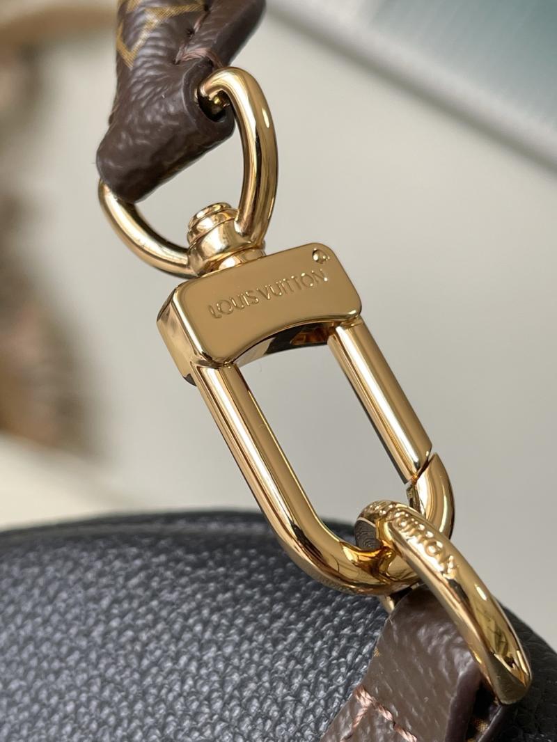 Louis Vuitton Express Travel Black M26037