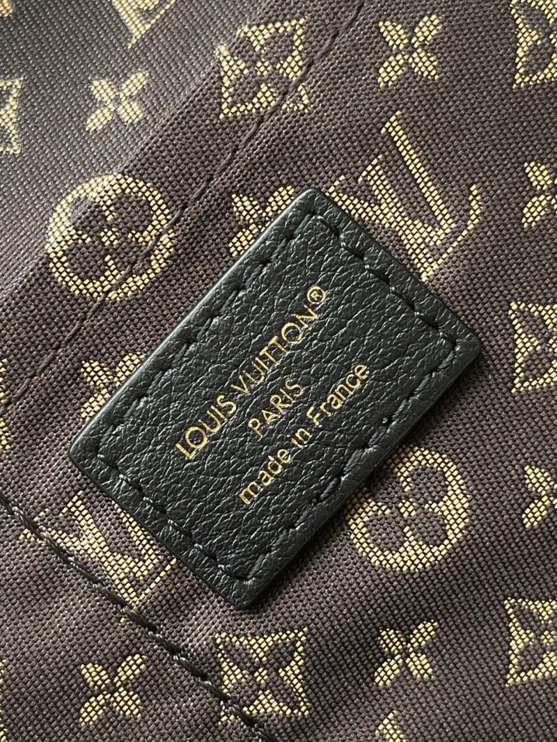 Louis Vuitton Express Travel Black M26037
