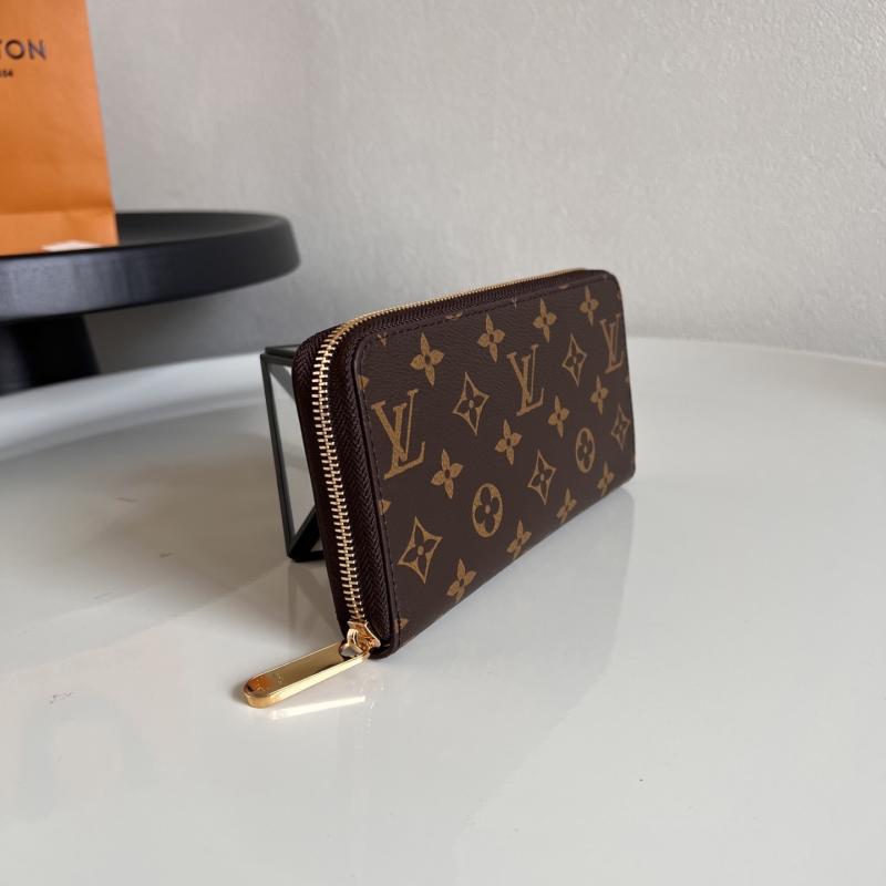 Louis Vuitton Monogram Canvas Zippy Wallet M42616