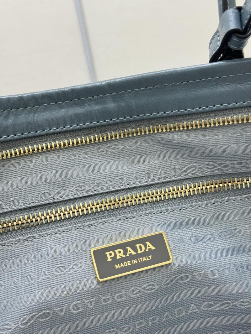 Prada Bonnie extra-large leather handbag Blue 1BA439