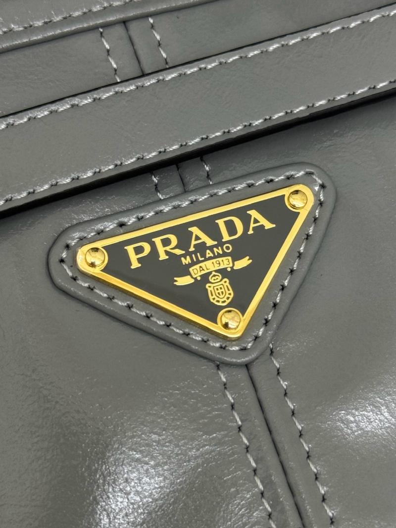 Prada Bonnie extra-large leather handbag Grey 1BA439