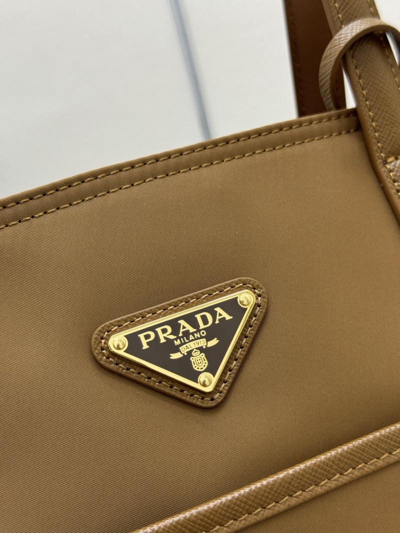 Prada Re-Edition 1978 medium tote bag Brown 1BG555