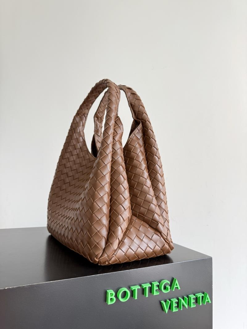 Bottega Veneta Large Campana Nocciola 844250