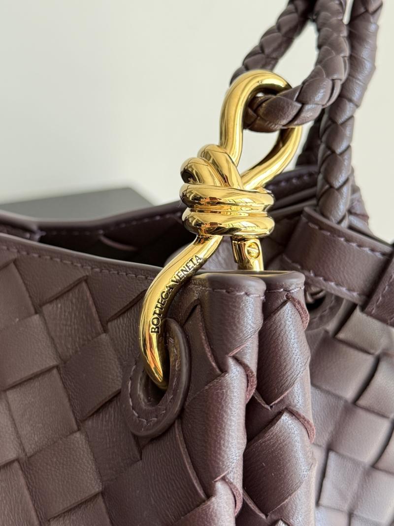 Bottega Veneta Parachute Dark Barolo 835921