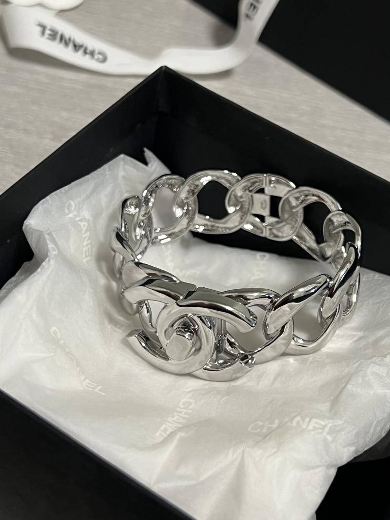 Chanel Bracelet YCB92201