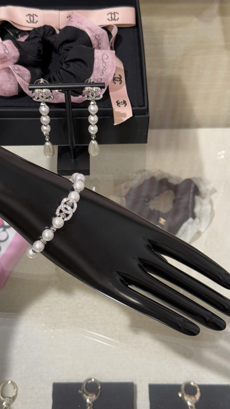 Chanel Bracelet YCB92202