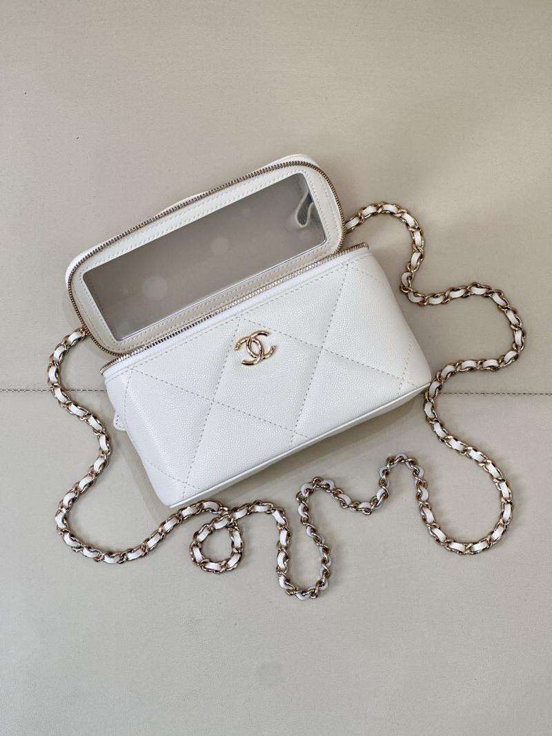 Chanel Long Vanity With Chain White AP4933