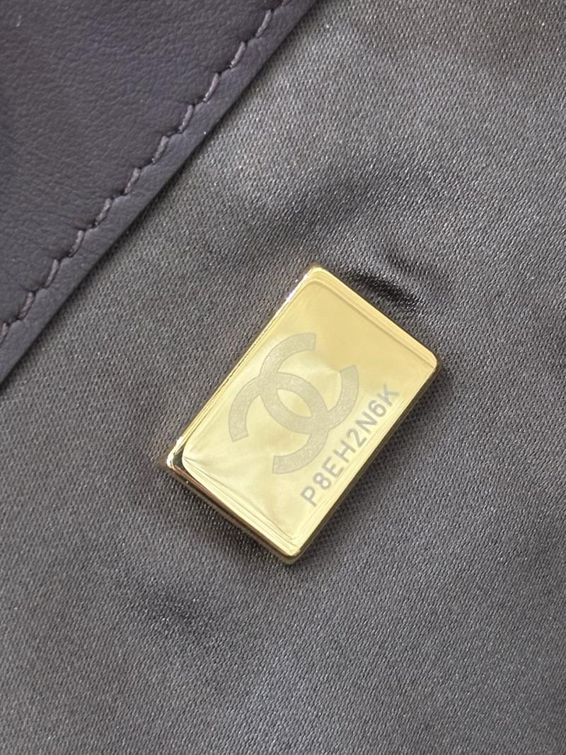 Chanel Suede 25 Medium Handbag Coffee AS5311