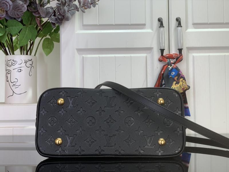 Louis Vuitton Alma PM Black M26489
