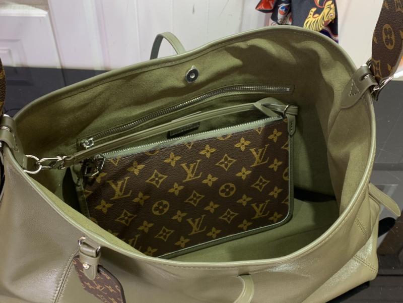 Louis Vuitton Carryall Vibe MM Dark Kaki M14268