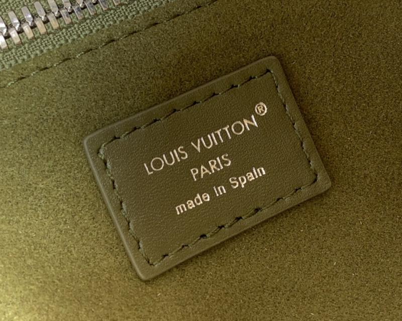 Louis Vuitton Carryall Vibe MM Dark Kaki M14268