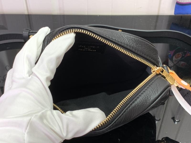 Louis Vuitton Tiny Camera Bag Black M26509