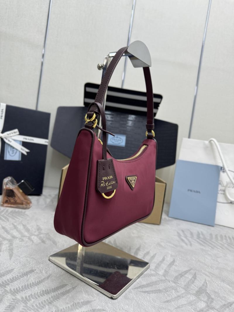 Prada Re-Edition 2005 mini bag Burgundy 1N204M