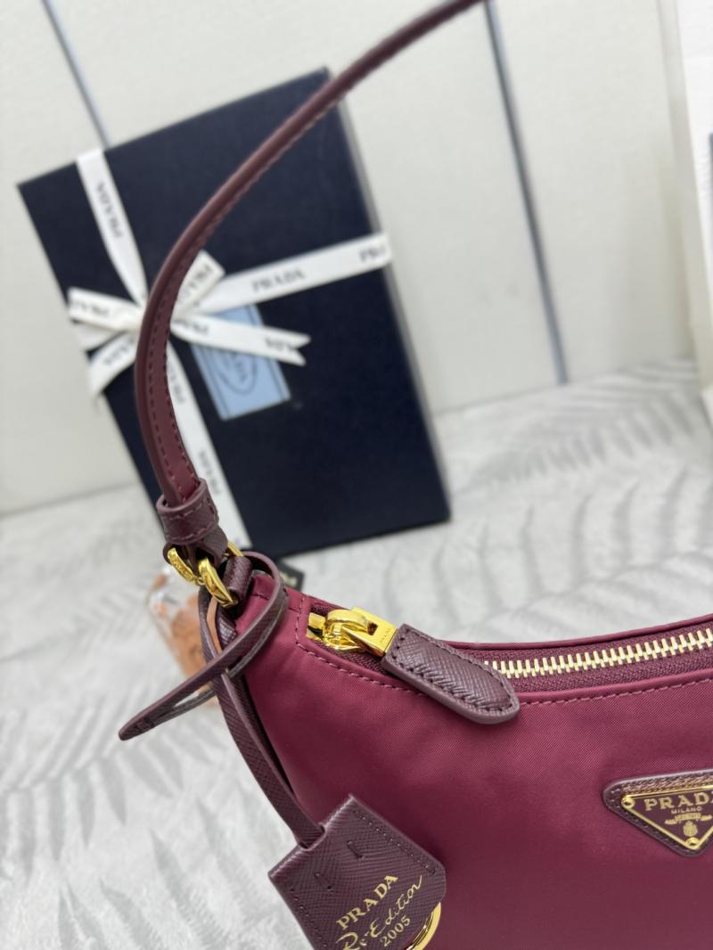 Prada Re-Edition 2005 mini bag Burgundy 1N204M