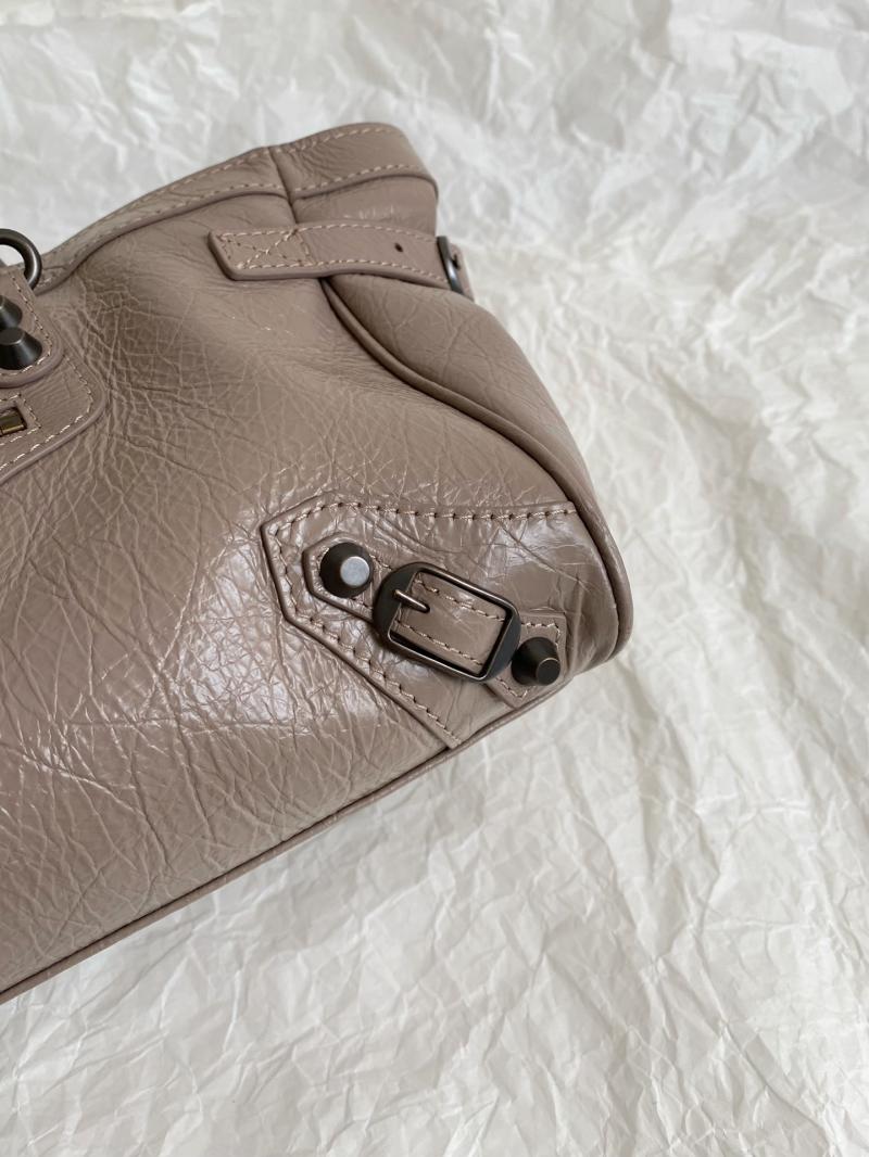 Balenciaga East-west Le City Bag Sesame 845704