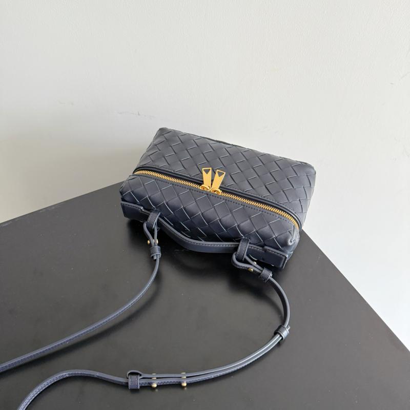 Bottega Veneta Bang Bang Vanity Case Nocturnal B789109