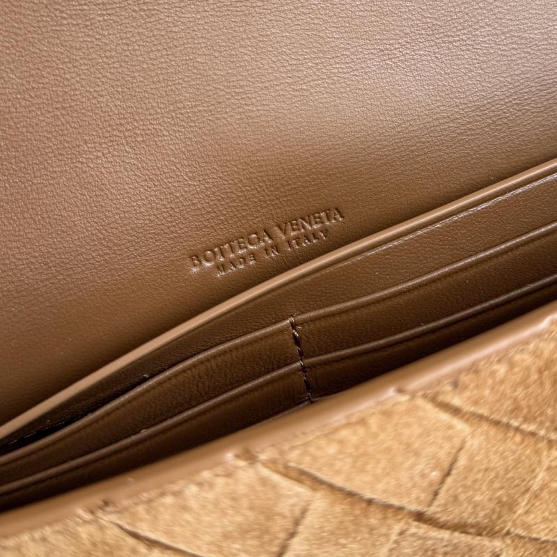 Bottega Veneta Long Clutch Andiamo Amber 741511