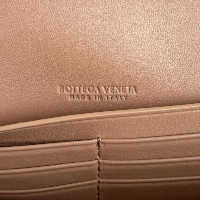 Bottega Veneta Long Clutch Andiamo Light Brown 741511