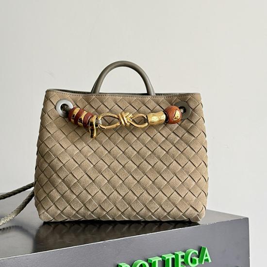 Bottega Veneta Suede Small Andiamo Cypress 743568