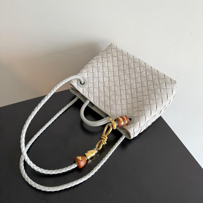 Bottega Veneta Suede Small Andiamo Sterling 743568