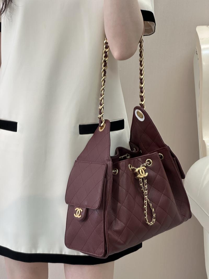Chanel 25 Small Handbag Burgundy AS5293