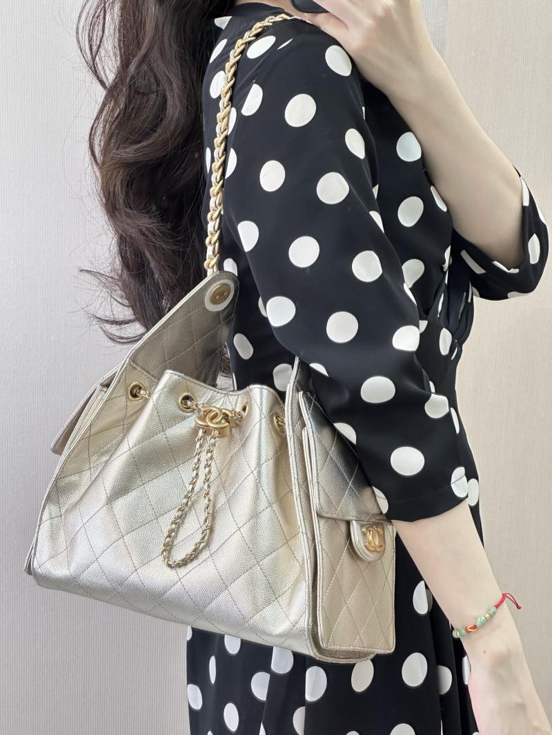 Chanel 25 Small Handbag Champagne Gold AS5293