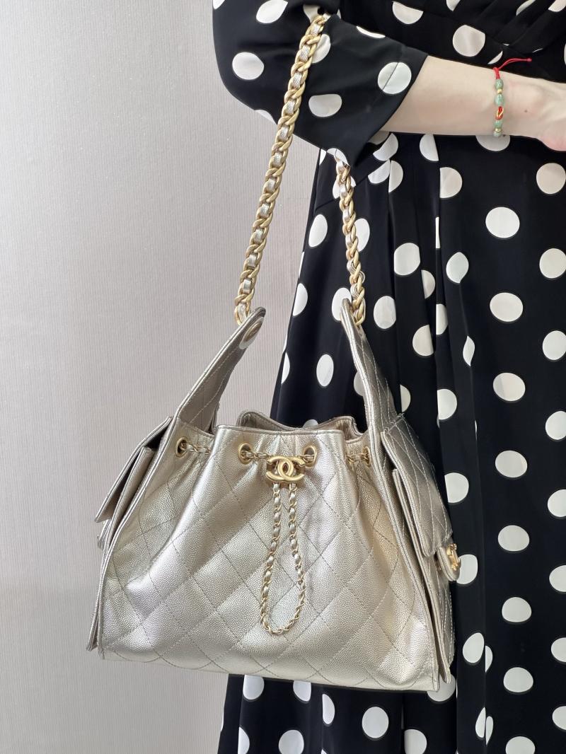 Chanel 25 Small Handbag Champagne Gold AS5293