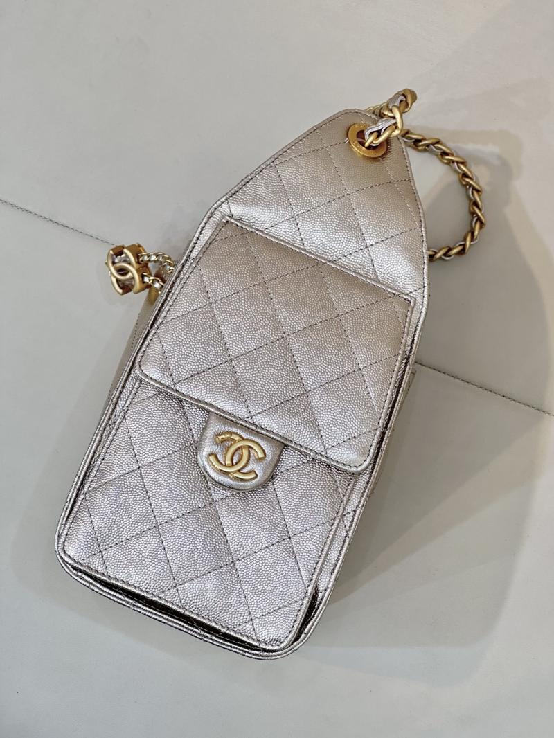 Chanel 25 Small Handbag Champagne Gold AS5293