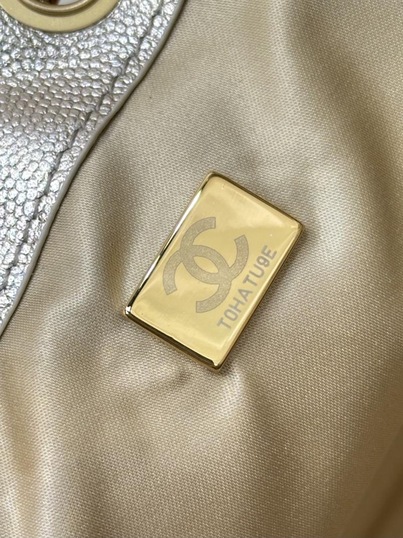 Chanel 25 Small Handbag Champagne Gold AS5293