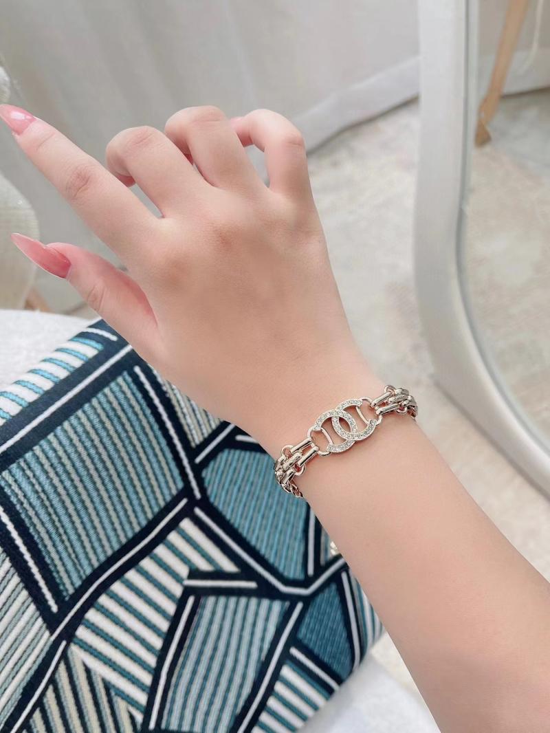 Chanel Bracelet YCB102902