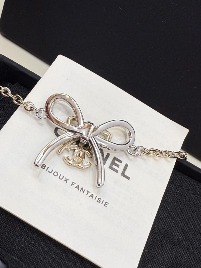 Chanel Bracelet YCB112301