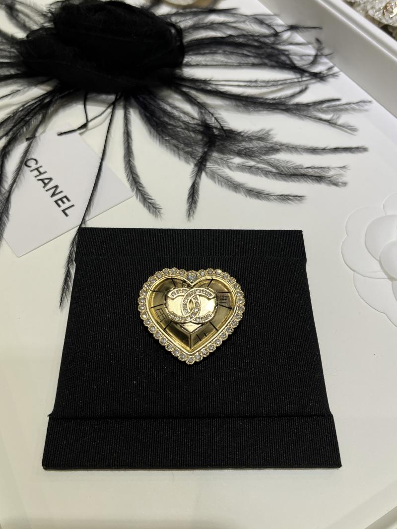 Chanel Brooch YCB111201