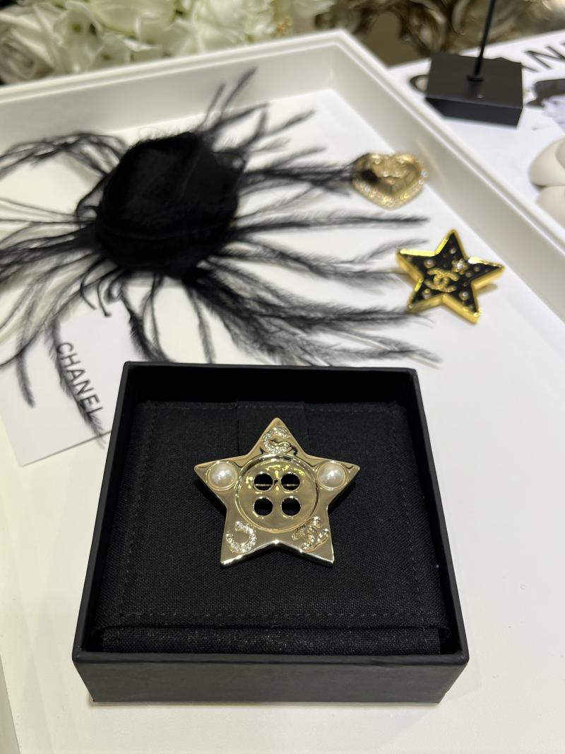 Chanel Brooch YCB111204