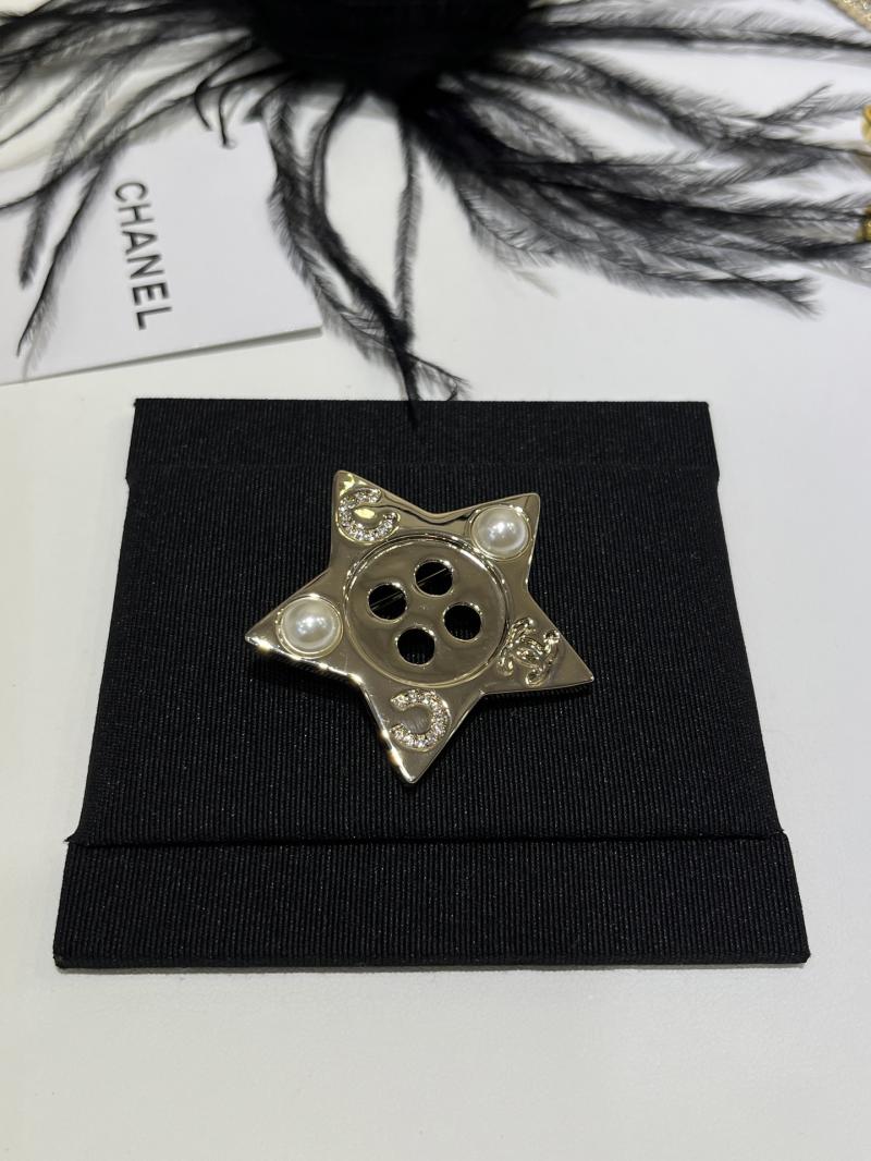 Chanel Brooch YCB111204