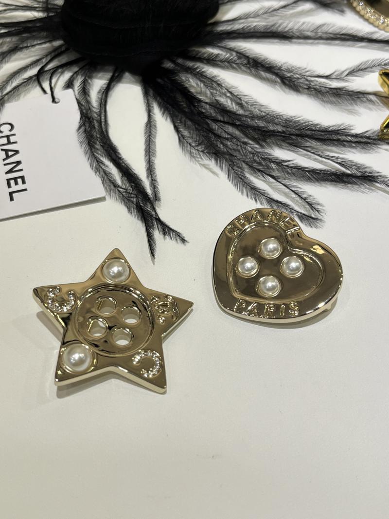 Chanel Brooch YCB111204